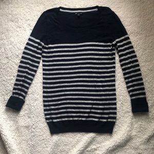 Navy blue stripped sweater